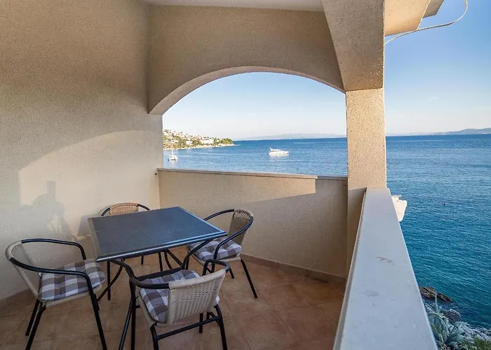 Apartments Villa Sea 1838 Trogir