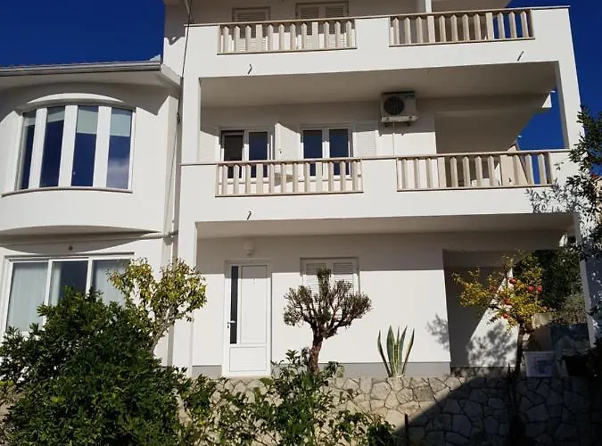 Pet friendly Apartments Mdk Kate Trogir