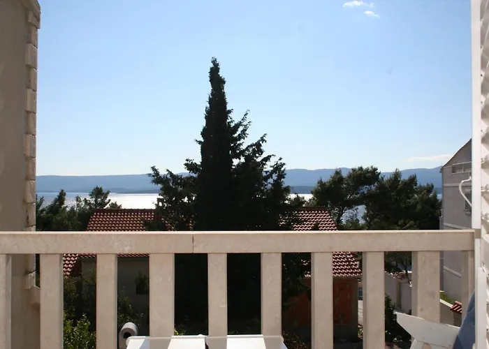 Apartments And Rooms With Wifi Bol, Brac - 2875