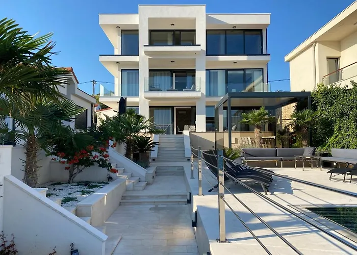 Villa Sun And Sea Trogir