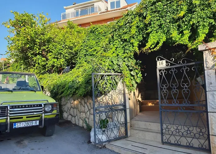 Villa Tania Hvar Town