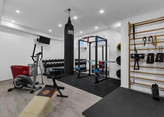 Luxury Villa Mae In Makarska, Pool And Gym