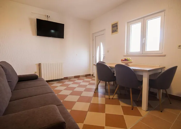Domus Apartments - Free Private Parking Bol