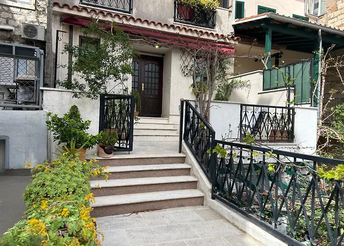 Guesthouse Fjaka Split