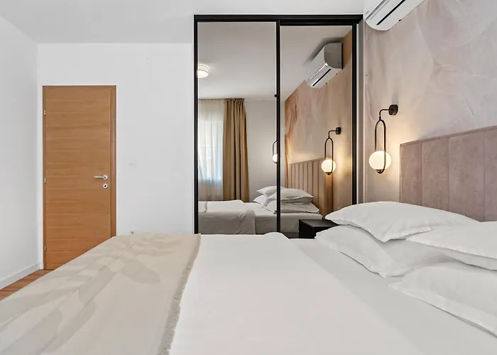 Apartments Bakota Omis