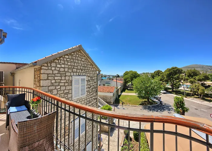 Trogir Cheap Hotels