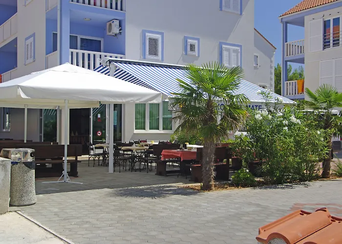 Aparthotel Marina Gromela Mirca 
