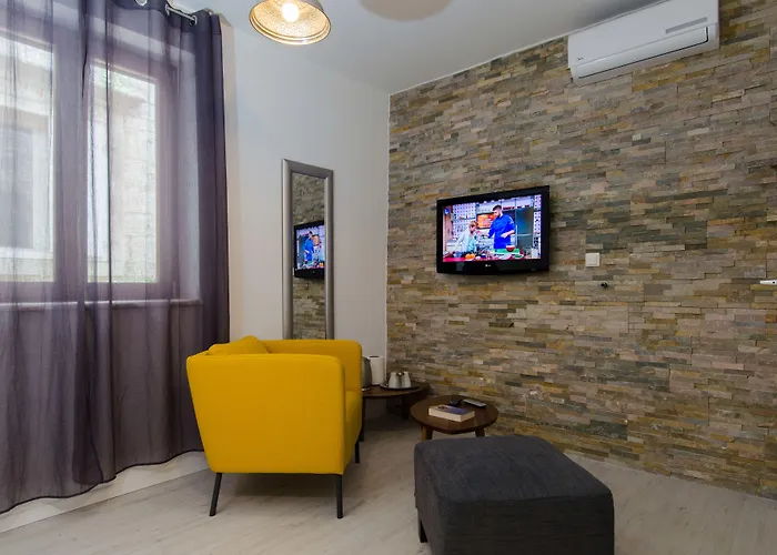 Trogir hotels near Ciovo