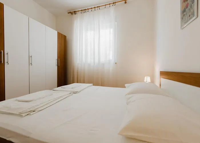 Apartments Diridonda Omis