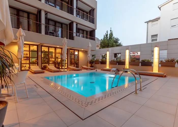 Hotel Nestos Omis